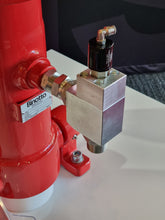 Load image into Gallery viewer, Hoist Cylinder Blocking Valve - 1&quot; Air Operated OMFB HSV200P
